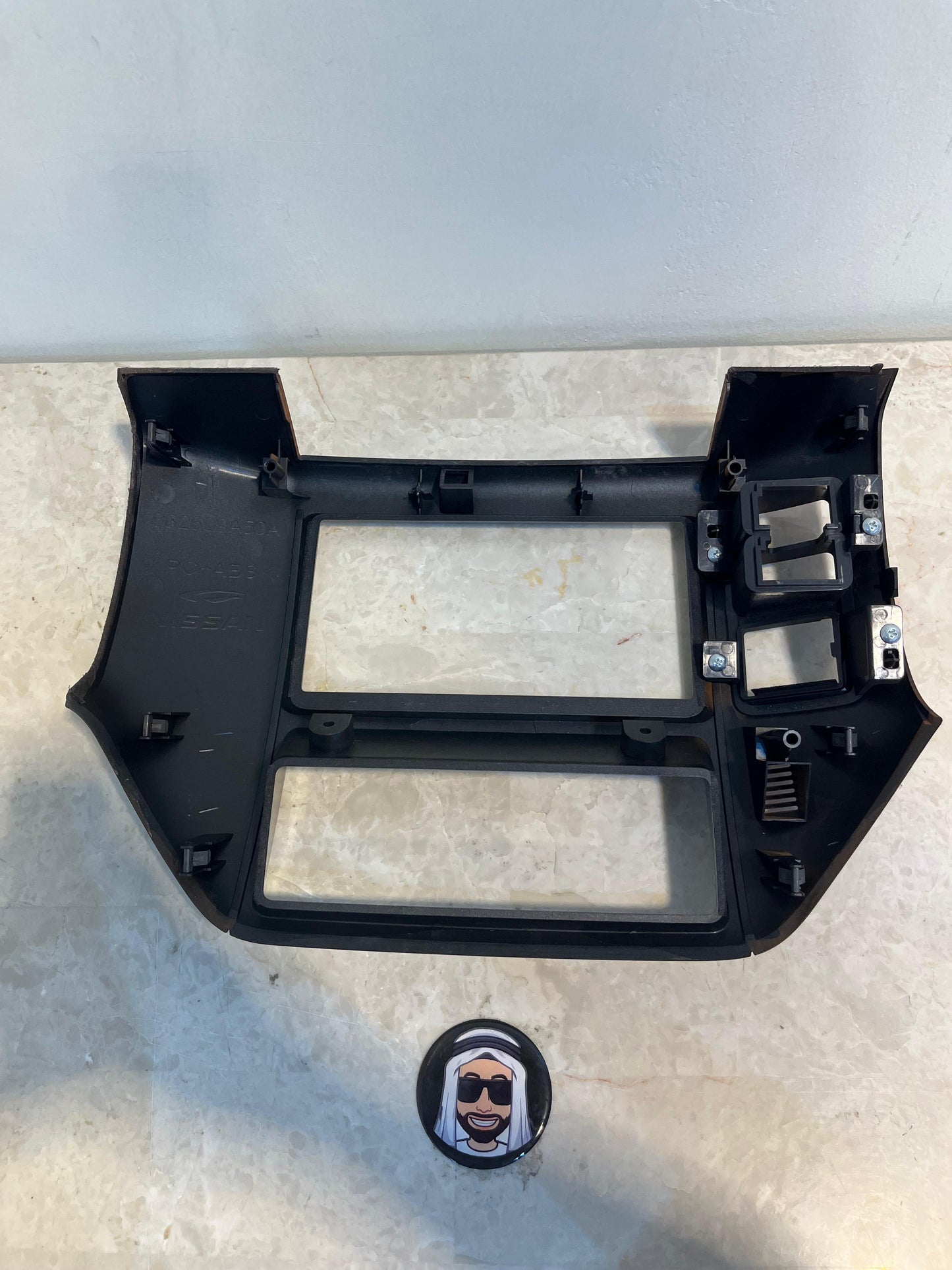 Matt Wood Dash Trim Screen Frame (Brown, Super Safari Screen Size) Nissan Patrol Y61 VTC GU