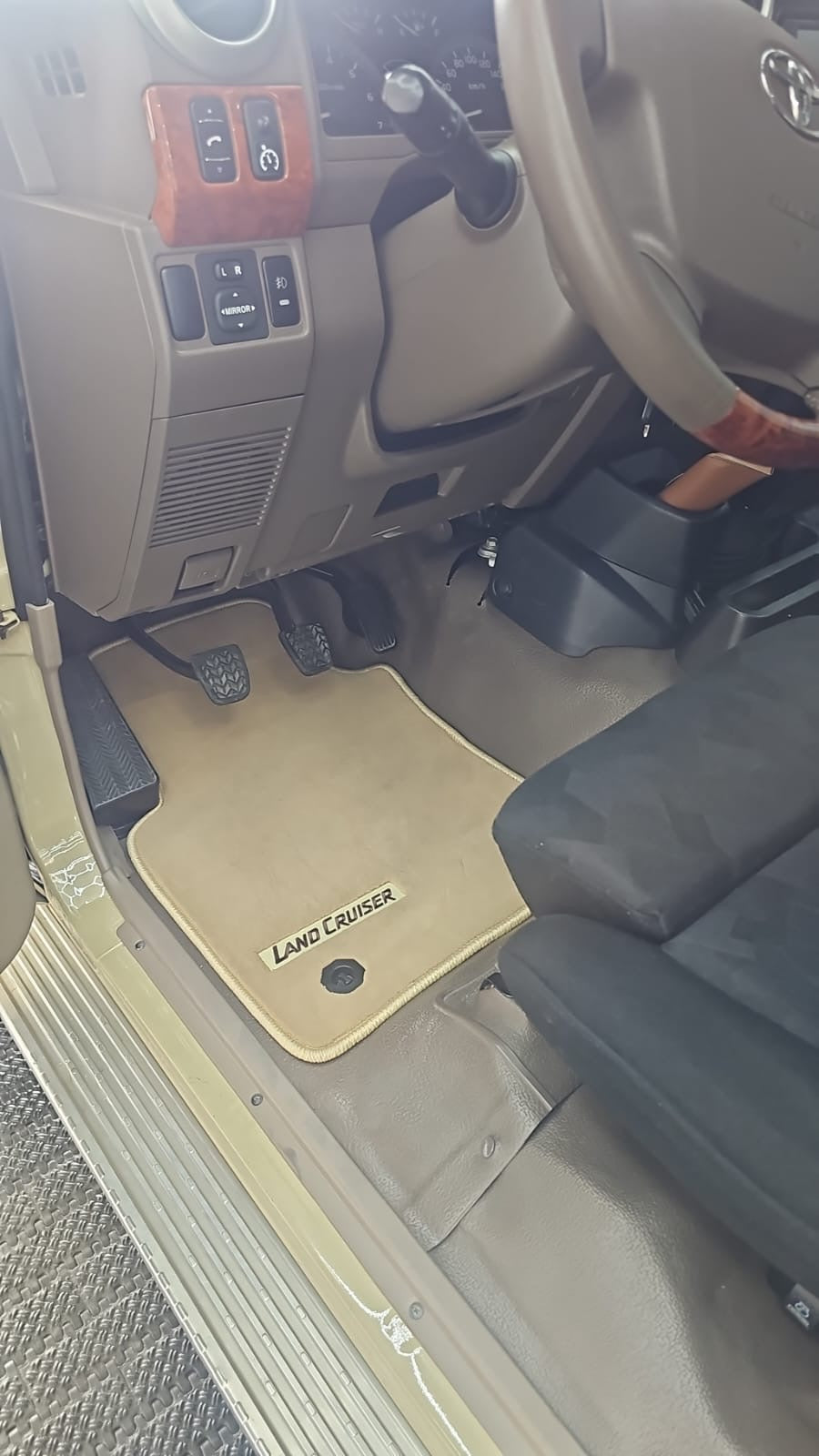 Toyota LC70 2007-2026 Luxury Beige Floor Mats with Land Cruiser Logo