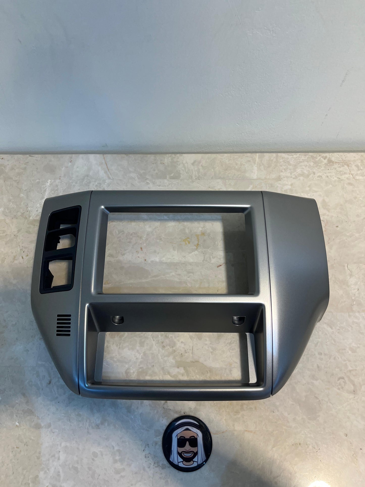 GL Dash Trim Screen Frame (Silver, Safari Screen Size) Nissan Patrol Y61 VTC GU (Standard)