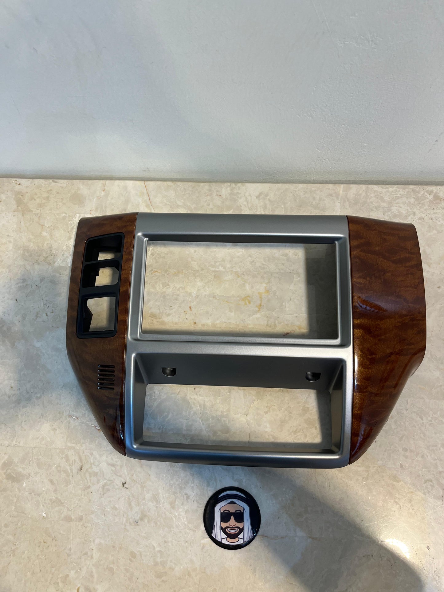 Shiny Wood Dash Trim Screen Frame (Brown, Super Safari Screen Size) Nissan Patrol Y61 VTC GU
