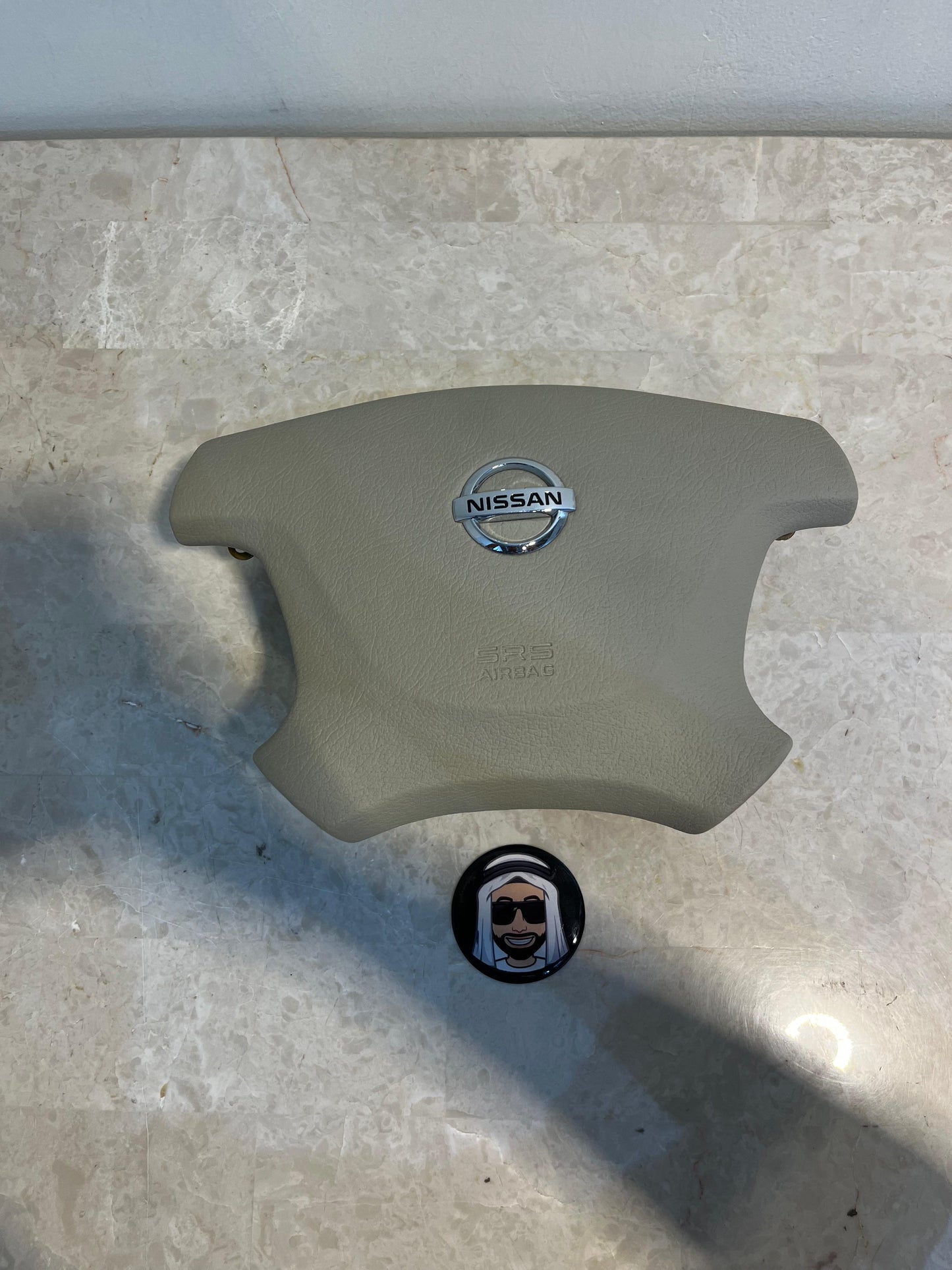 Beige Steering Airbag Nissan Patrol Y61 VTC GU