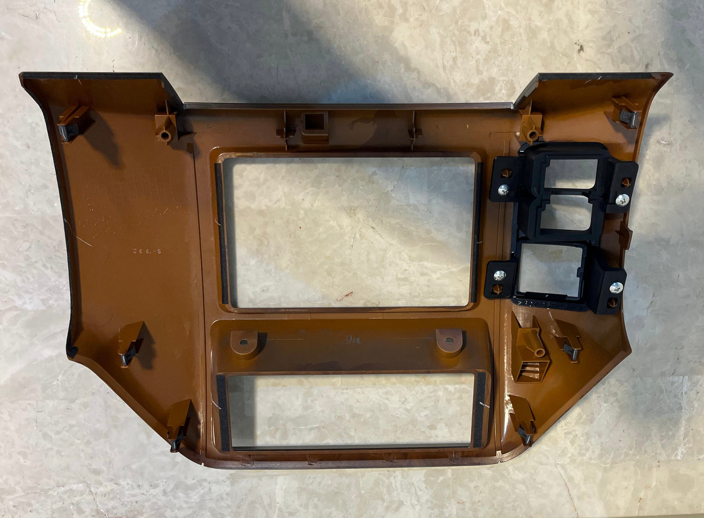 Dash Trim Screen Frame (Matt Brown Wood, Safari Screen Size) Nissan Patrol Y61 VTC GU