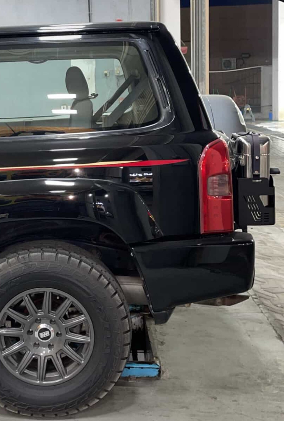 Falcon Jerry Can Holder with door handle Nissan Patrol Y61 VTC GU