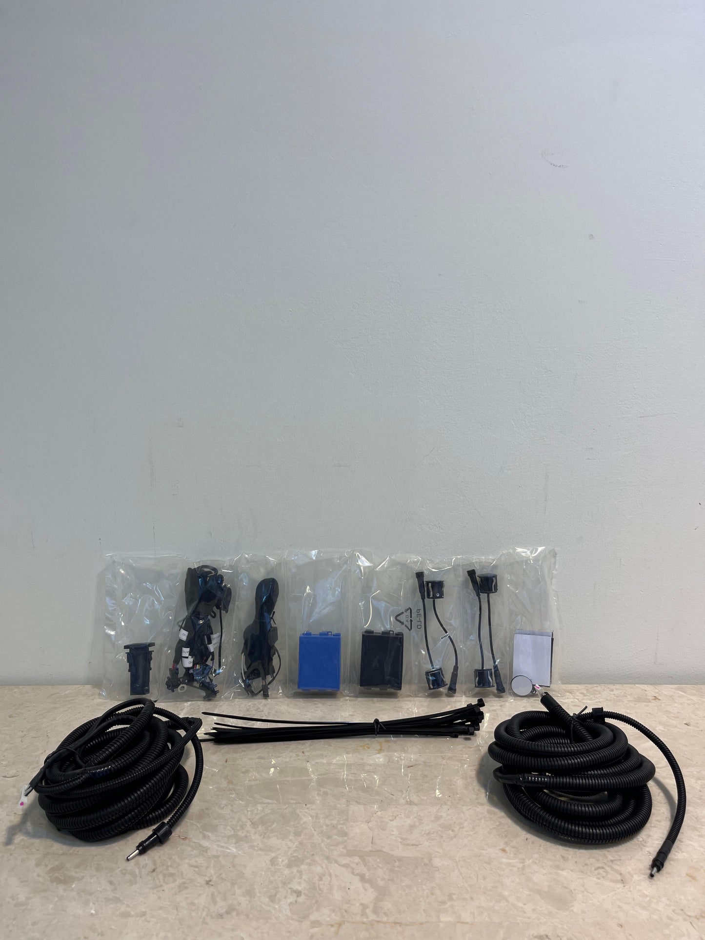 Parking Sensor Kit - Dark Blue Metallic 218 (Toyota Land Cruiser LC200)