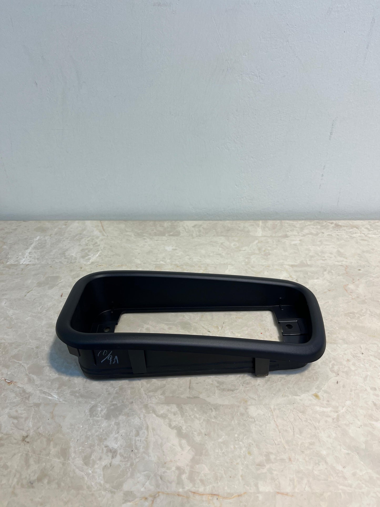 Plastic Surround for Rear Right Bumper Bar Tail Light - Nissan Patrol Y61 VTC GU