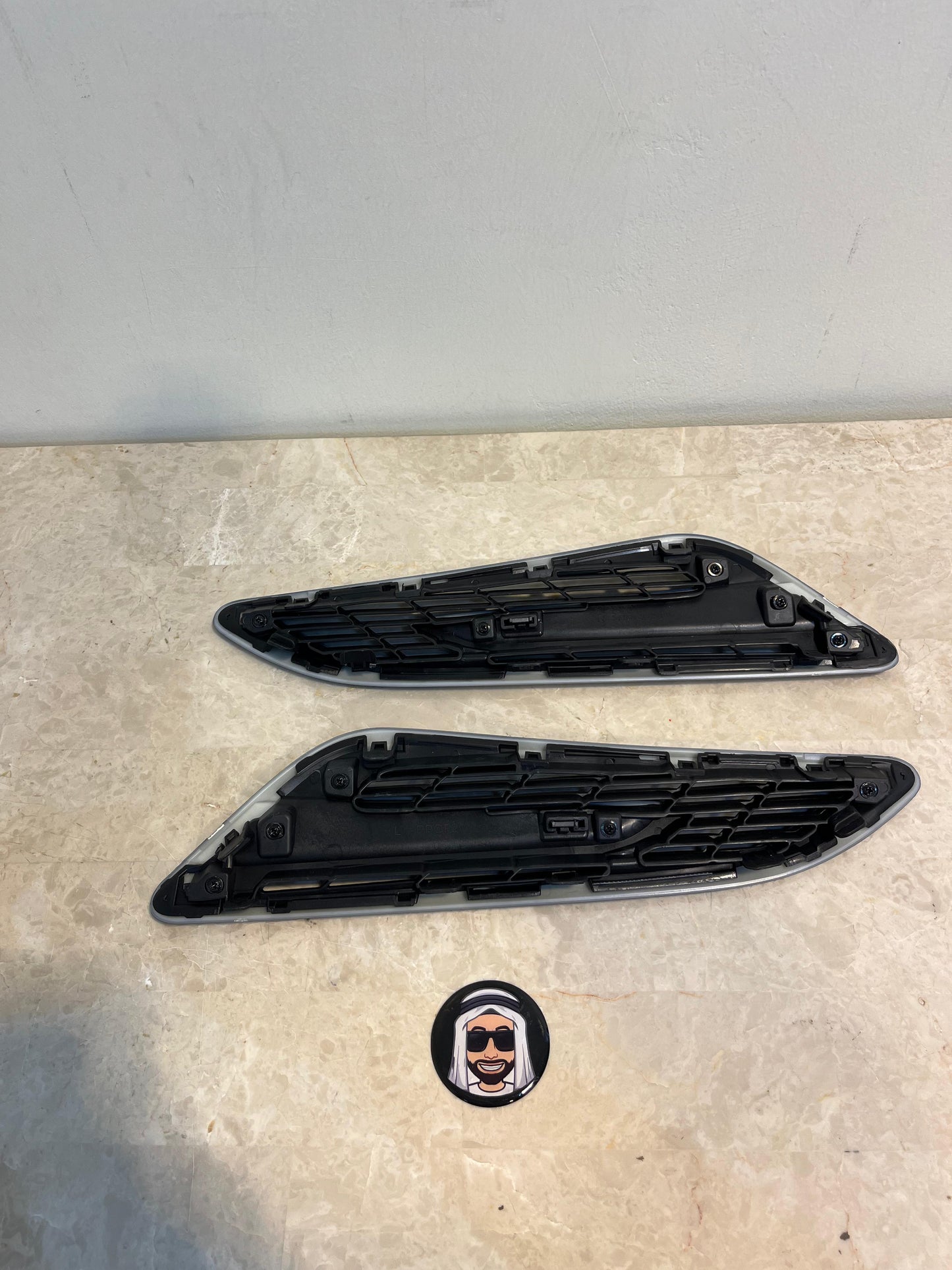 Y62 Nismo Fender Duct Fins Vents Kit (Right and Left) - Nissan Patrol