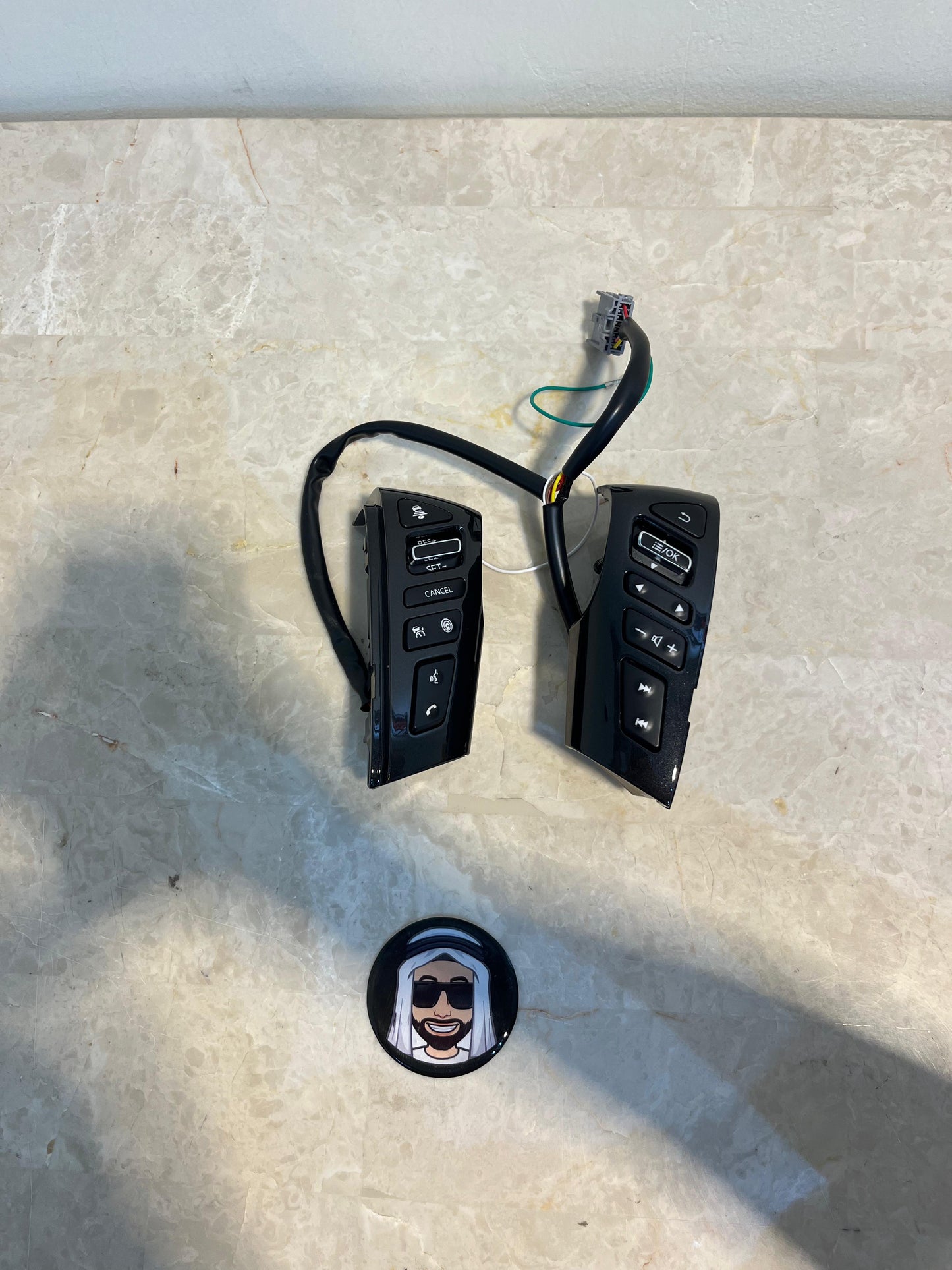 Y62 Steering Control Buttons (Low Option) - Nissan Patrol