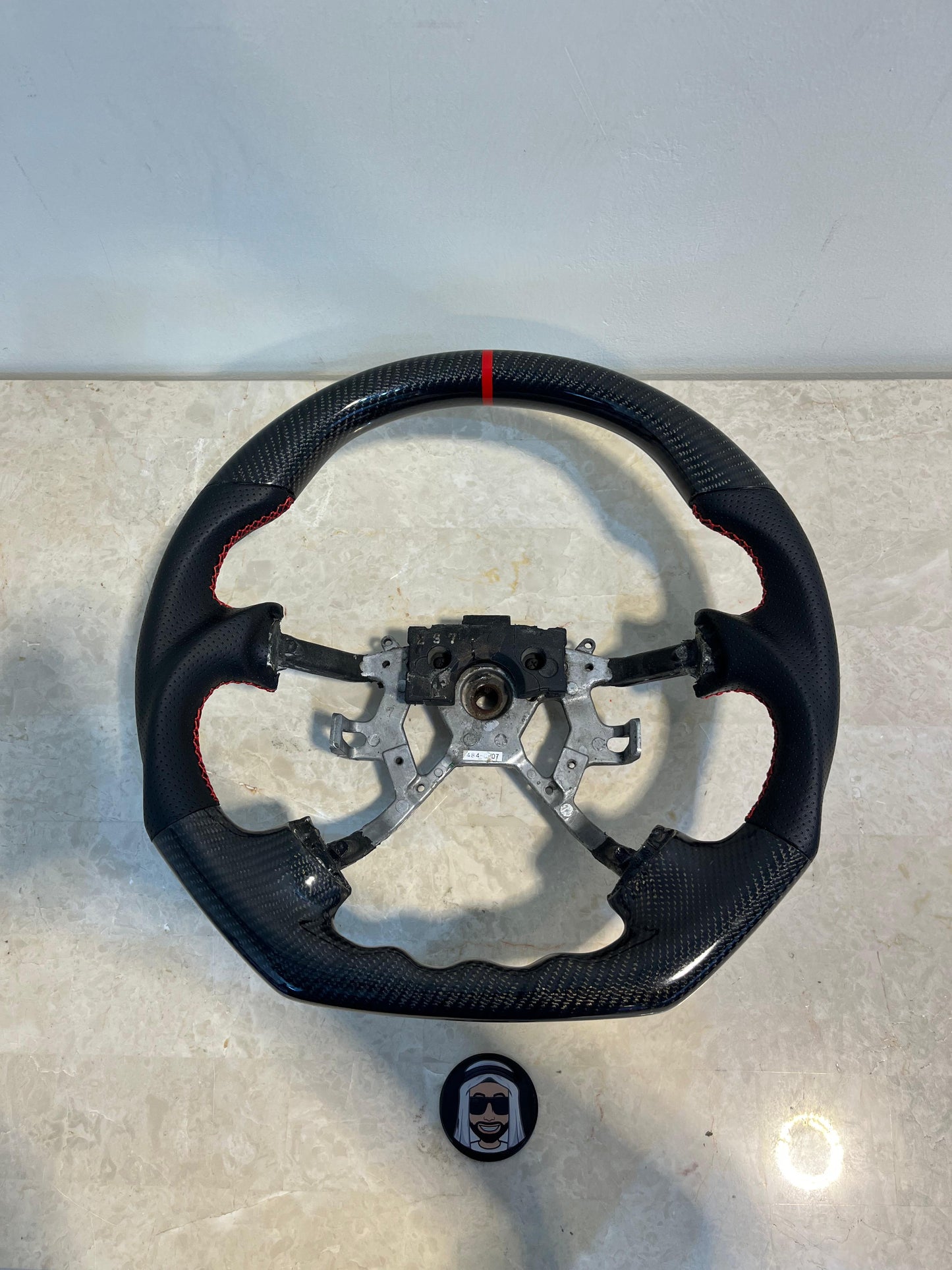 Shiny Carbon Fiber Steering Wheel Nissan Patrol Y61 VTC GU