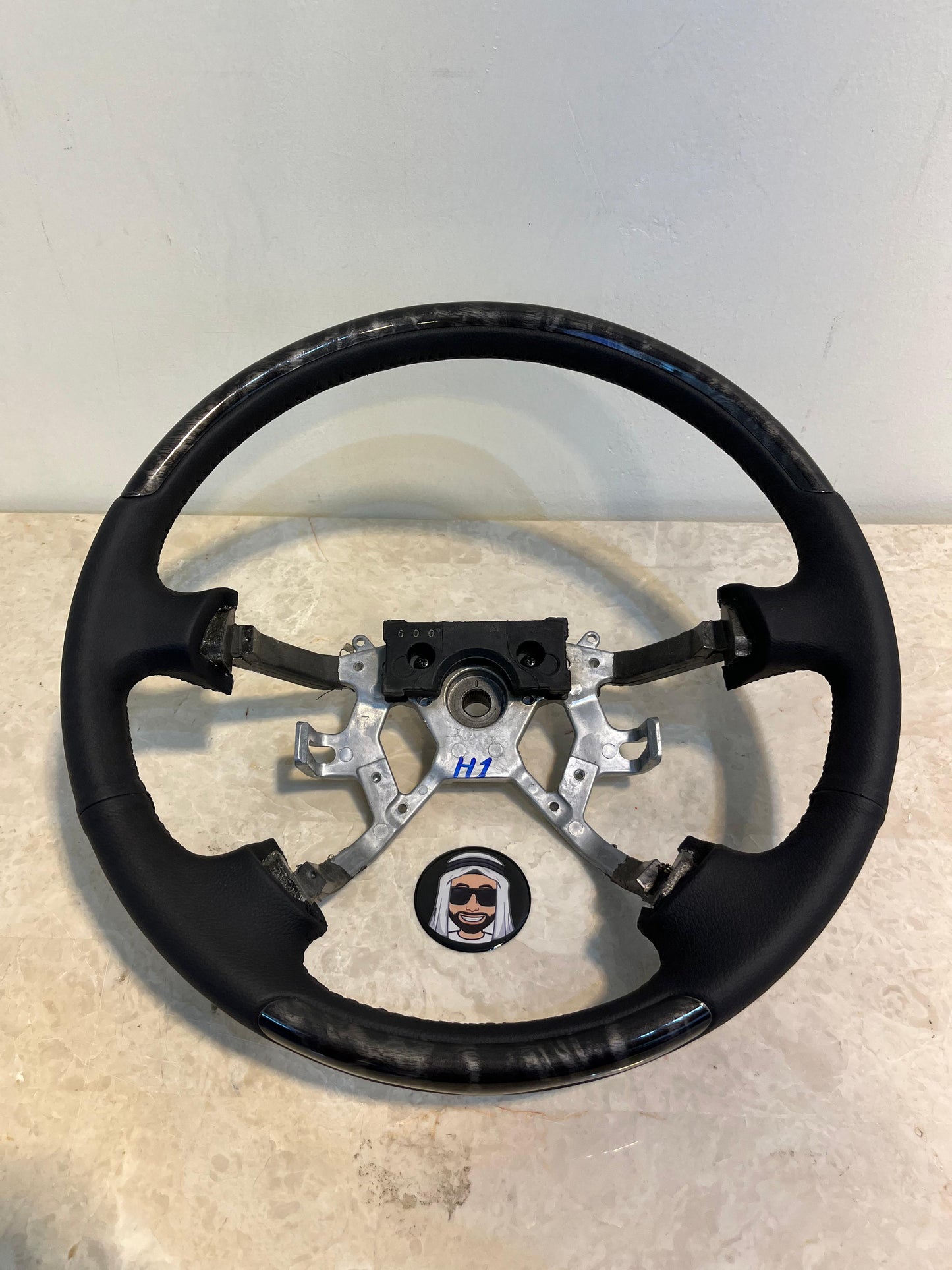 2023-2024 Black Steering Wheel with Piano Wood Super Safari Nissan Patrol Y61 VTC GU