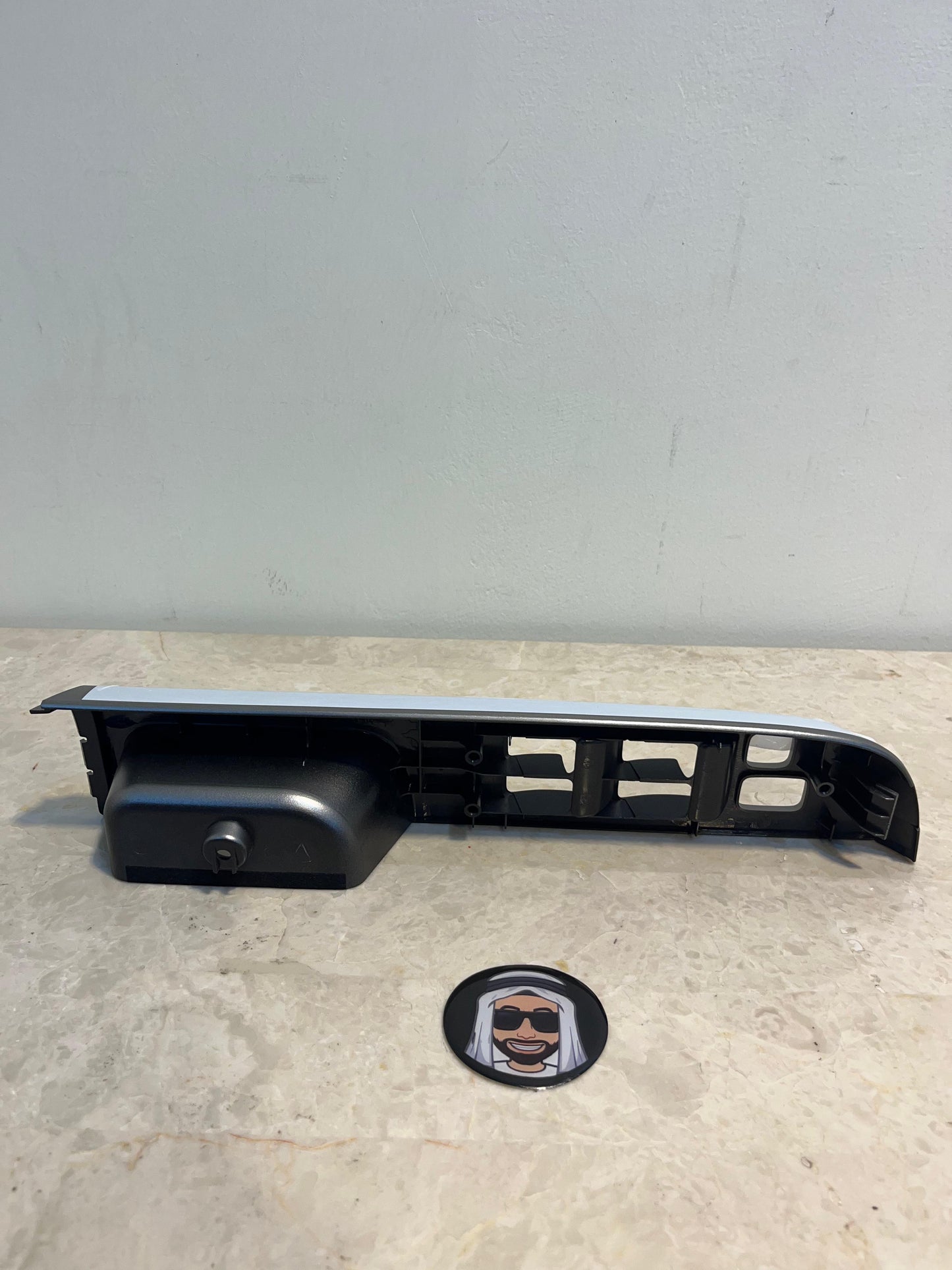 GL Front Left (Driver Side) Window Switch Trim (Silver, Safari) Nissan Patrol Y61 VTC GU (4-door) (Standard)