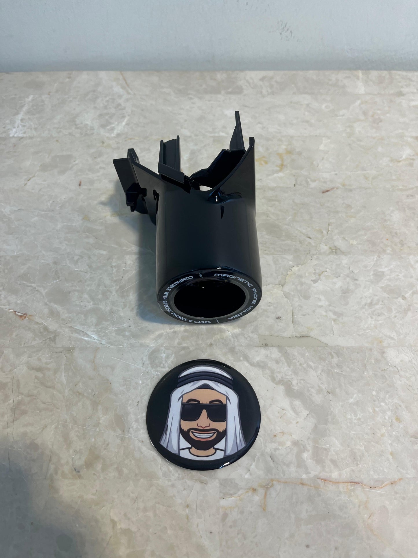 Magnetic Phone Holder - Toyota Land Cruiser LC300