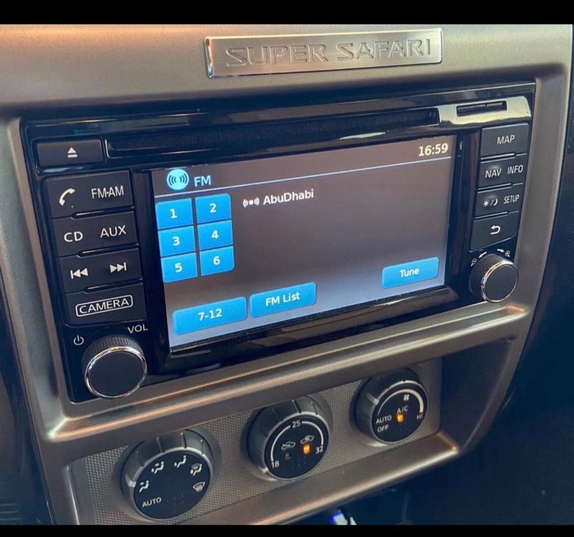 Super Safari Front Screen with volume knob Nissan Patrol Y61 VTC GU