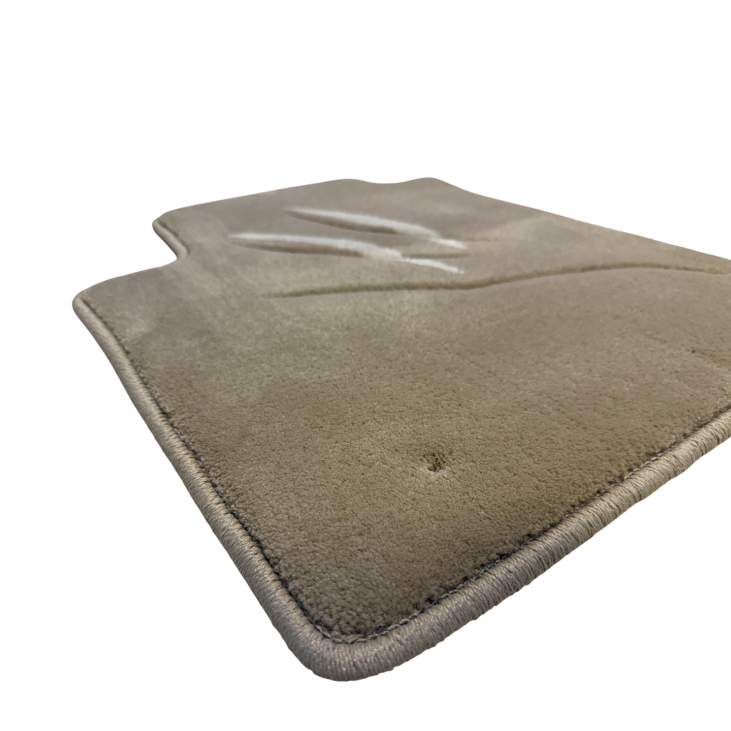 Y62 Beige Handmade Limited Floor Mats Nissan Patrol Y62 with Special Pattern (4 pieces)