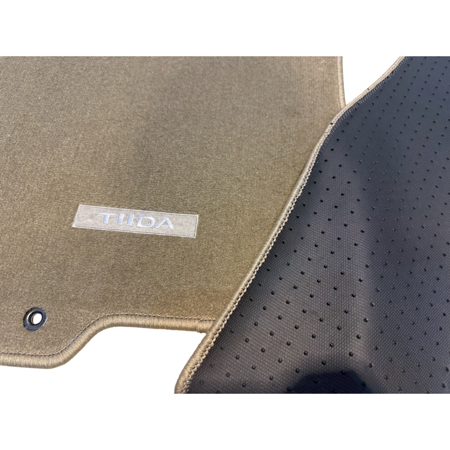 Nissan TIIDA 2005-2012 Beige Floor Mats with Logo (5 pieces)