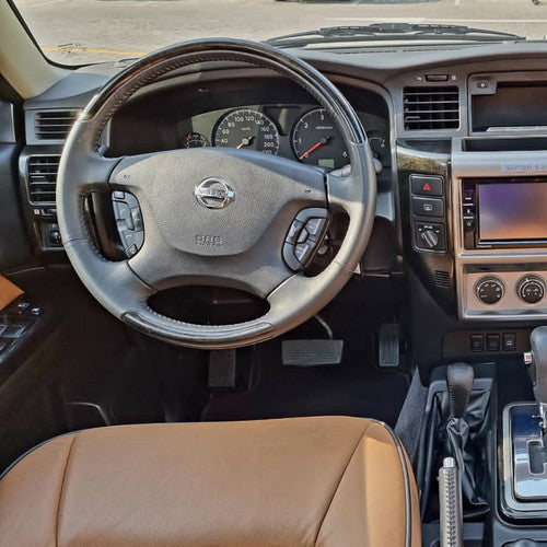 2023-2024 Black Steering Wheel with Piano Wood Super Safari Nissan Patrol Y61 VTC GU