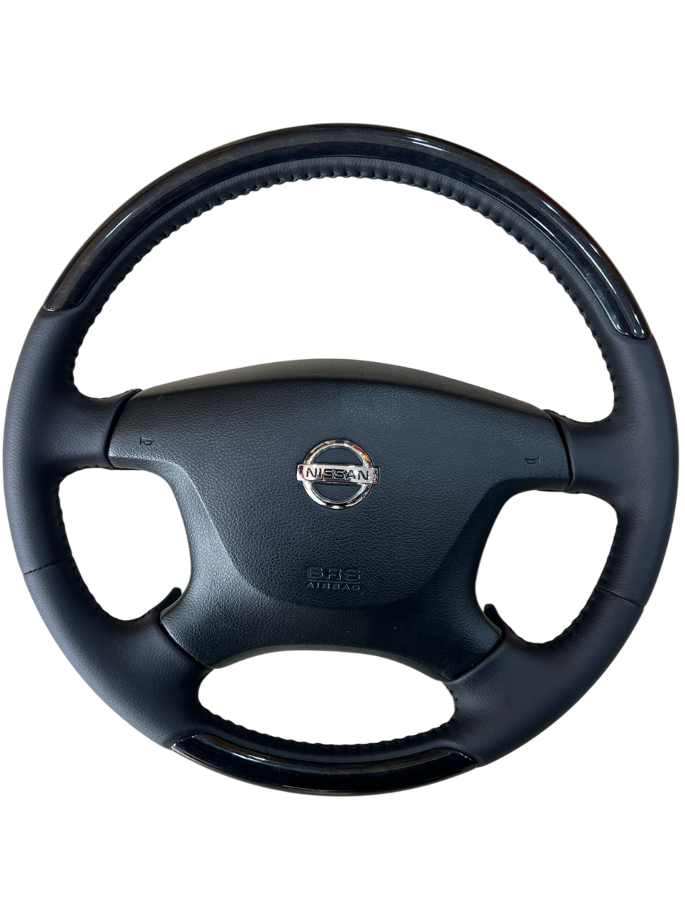 2017-2022 Black Steering Wheel with Shiny Black Wood Super Safari Nissan Patrol Y61 VTC GU