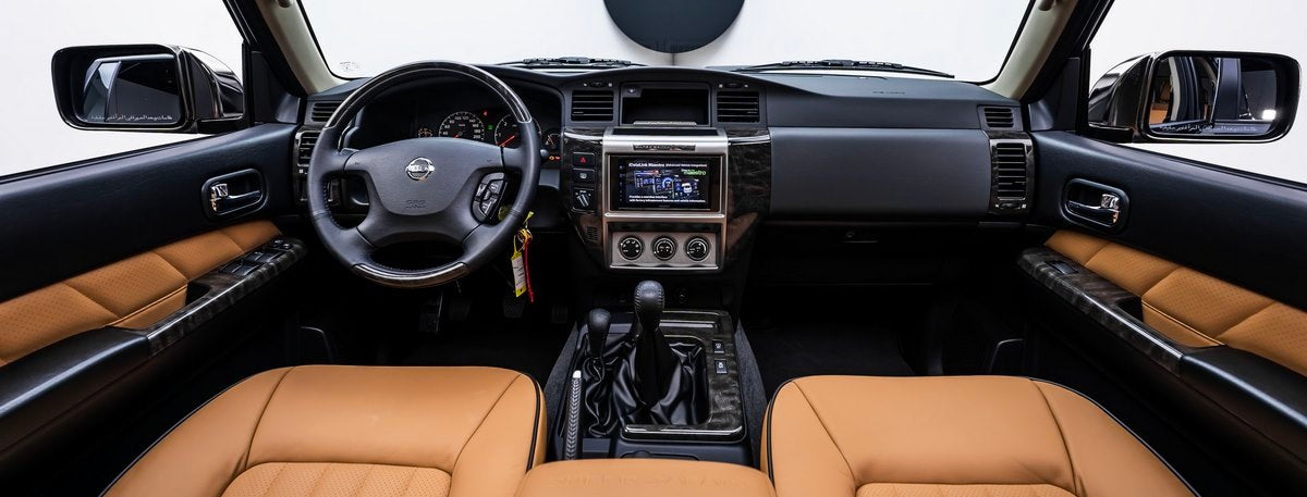 Y61 Piano Black Wood Interior