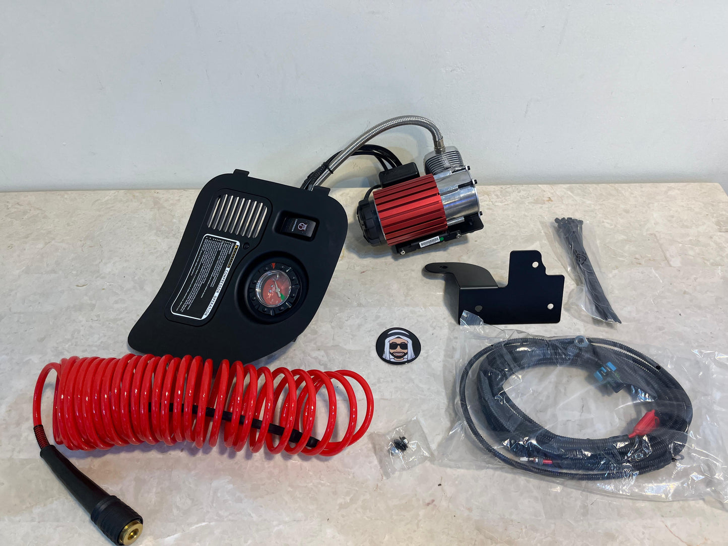 Integrated Air Compressor Tyre Inflator Pump for Toyota Land Cruiser LC200 EXR GXR