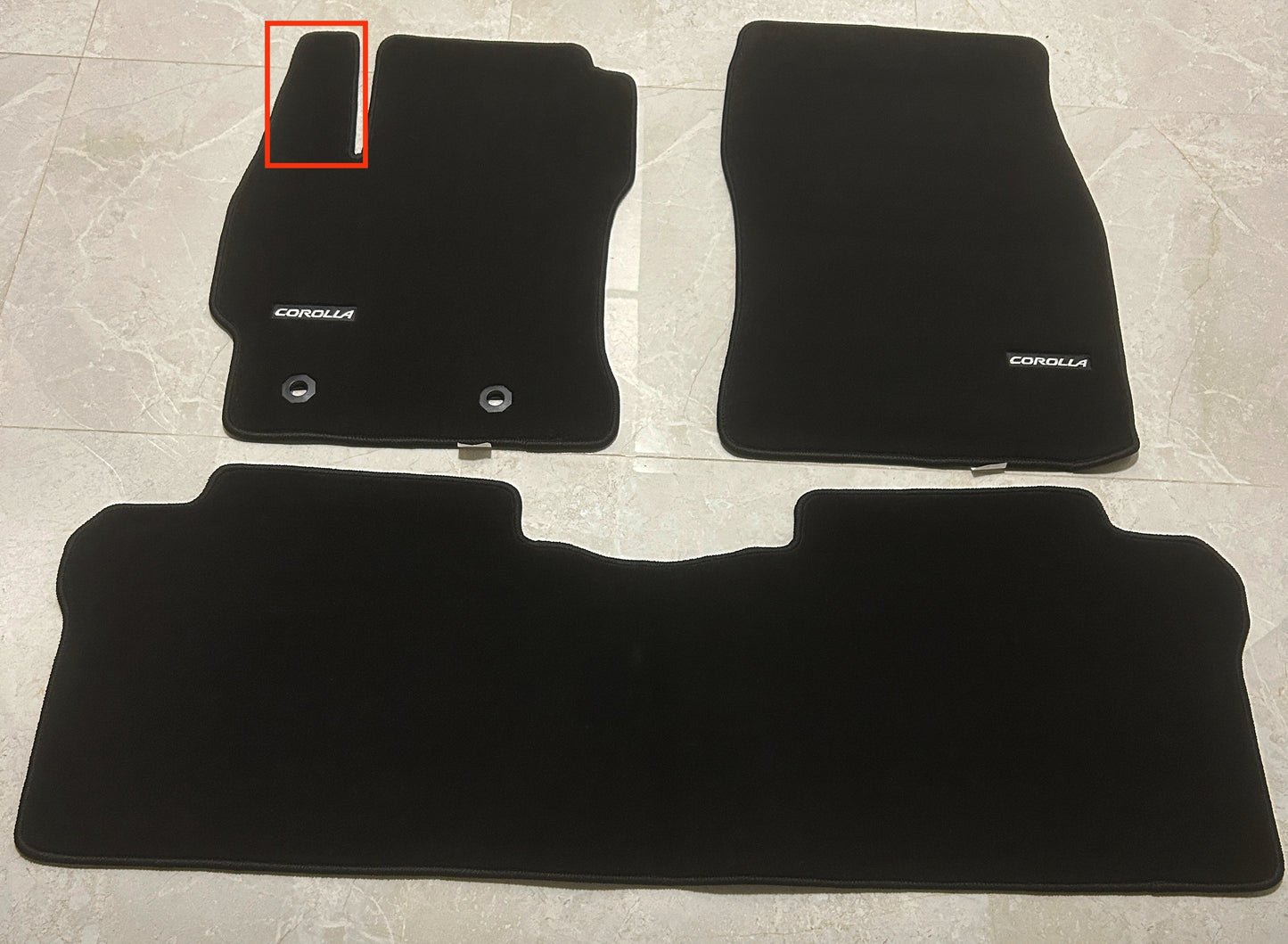 Toyota Corolla 2014-2019 Black Luxury Floor Mats with Logo