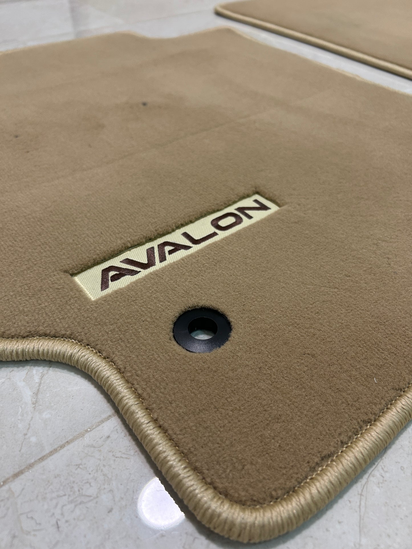 Toyota Avalon 2005-2012 Luxury Beige Floor Mats with Logo