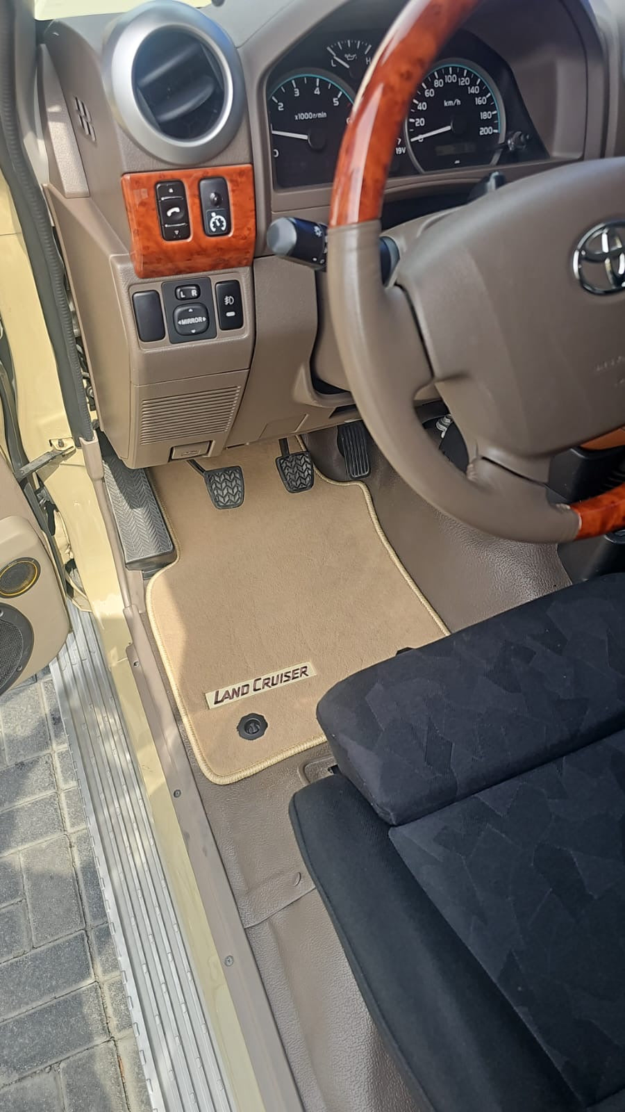 Toyota LC70 2007-2026 Luxury Beige Floor Mats with Land Cruiser Logo