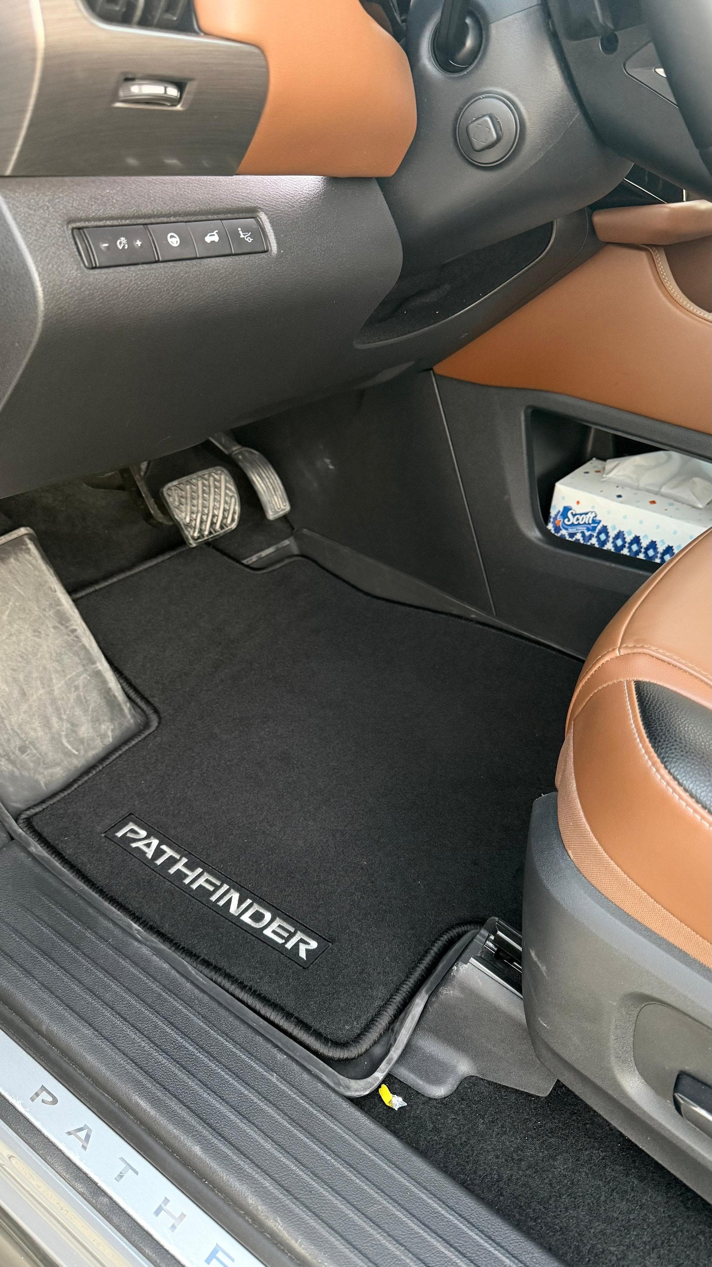 Nissan Pathfinder 8 Seater 2022-2025 Floor Mats with Logo