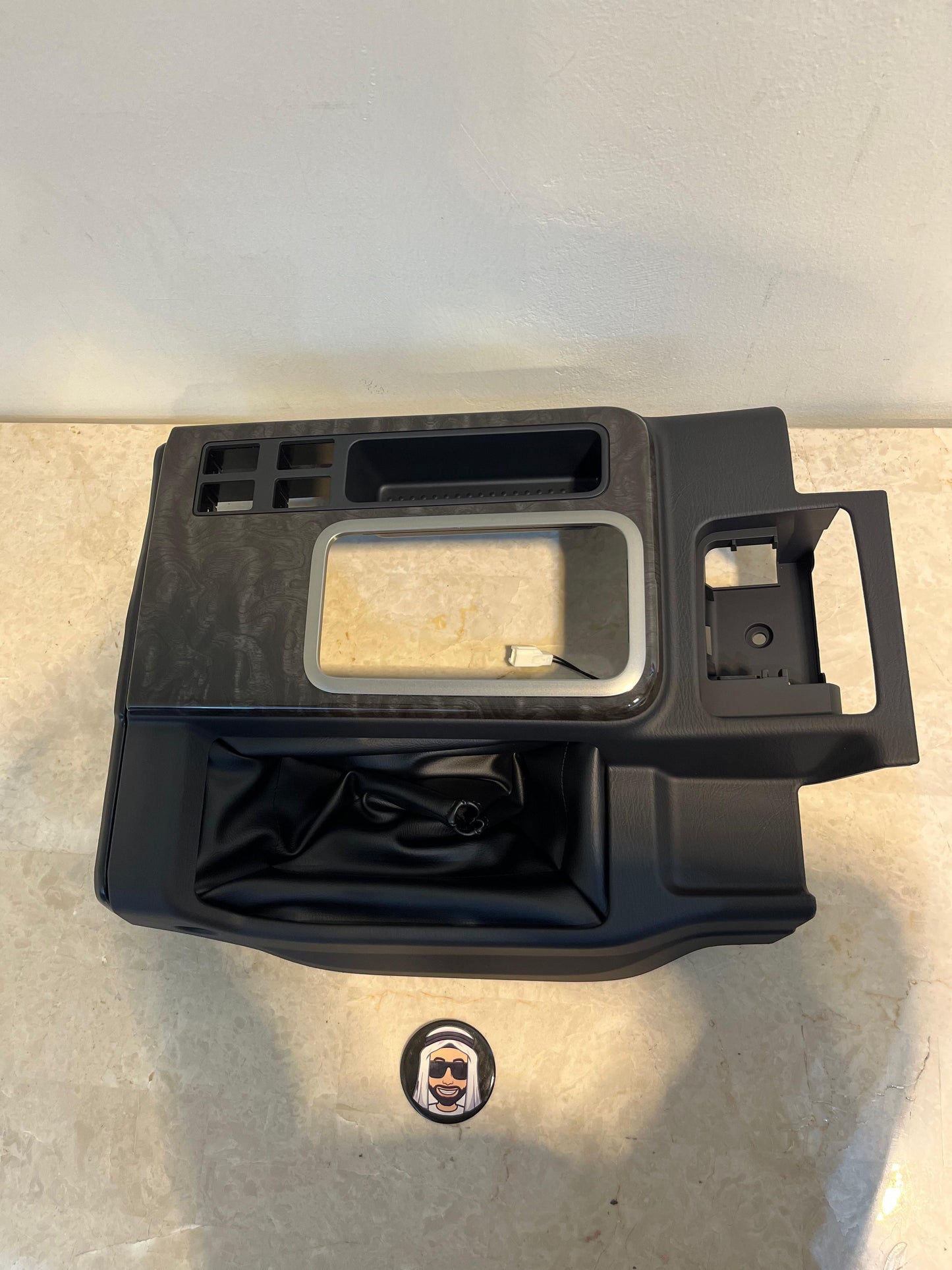 2023 2024 Automatic Gear Trim (Piano Wood, Super Safari) Nissan Patrol Y61 VTC GU