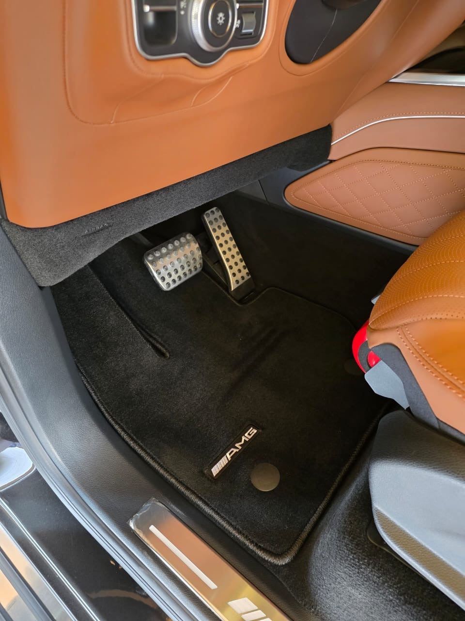 Mercedes G Class 2019-2025 Luxury Black Floor Mats with AMG Logo