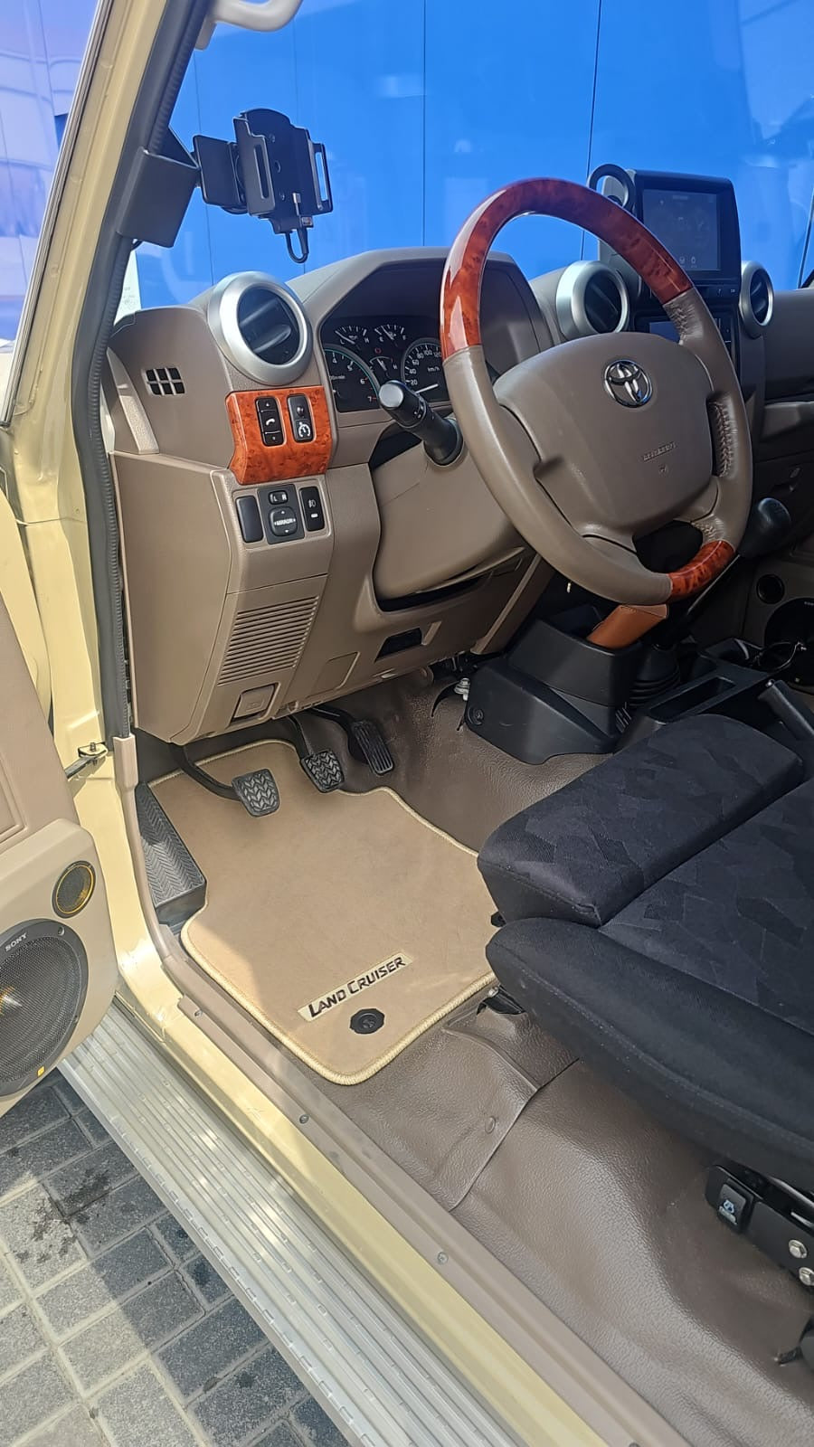 Toyota LC70 2007-2026 Luxury Beige Floor Mats with Land Cruiser Logo