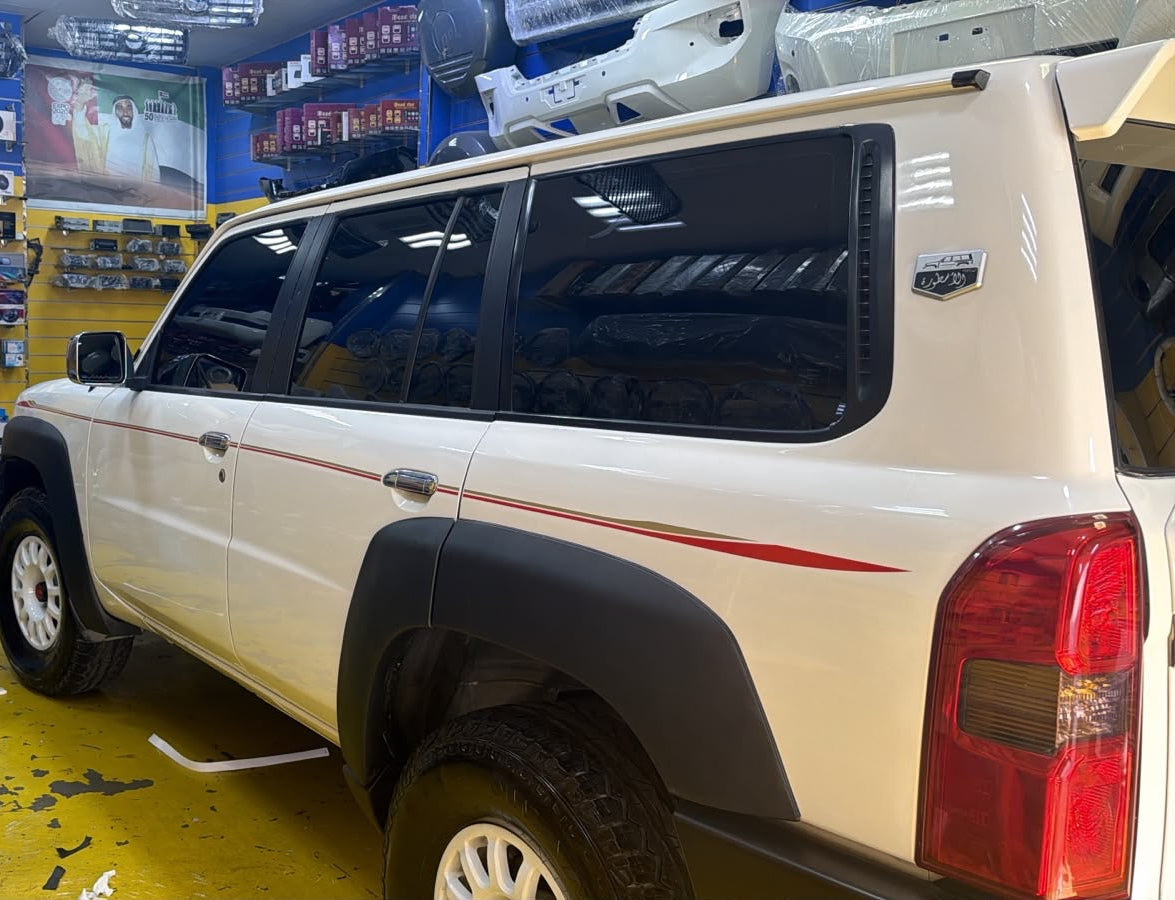 Safari Side Stripe Stickers - Nissan Patrol Y61 4-door VTC GU (Copy One)