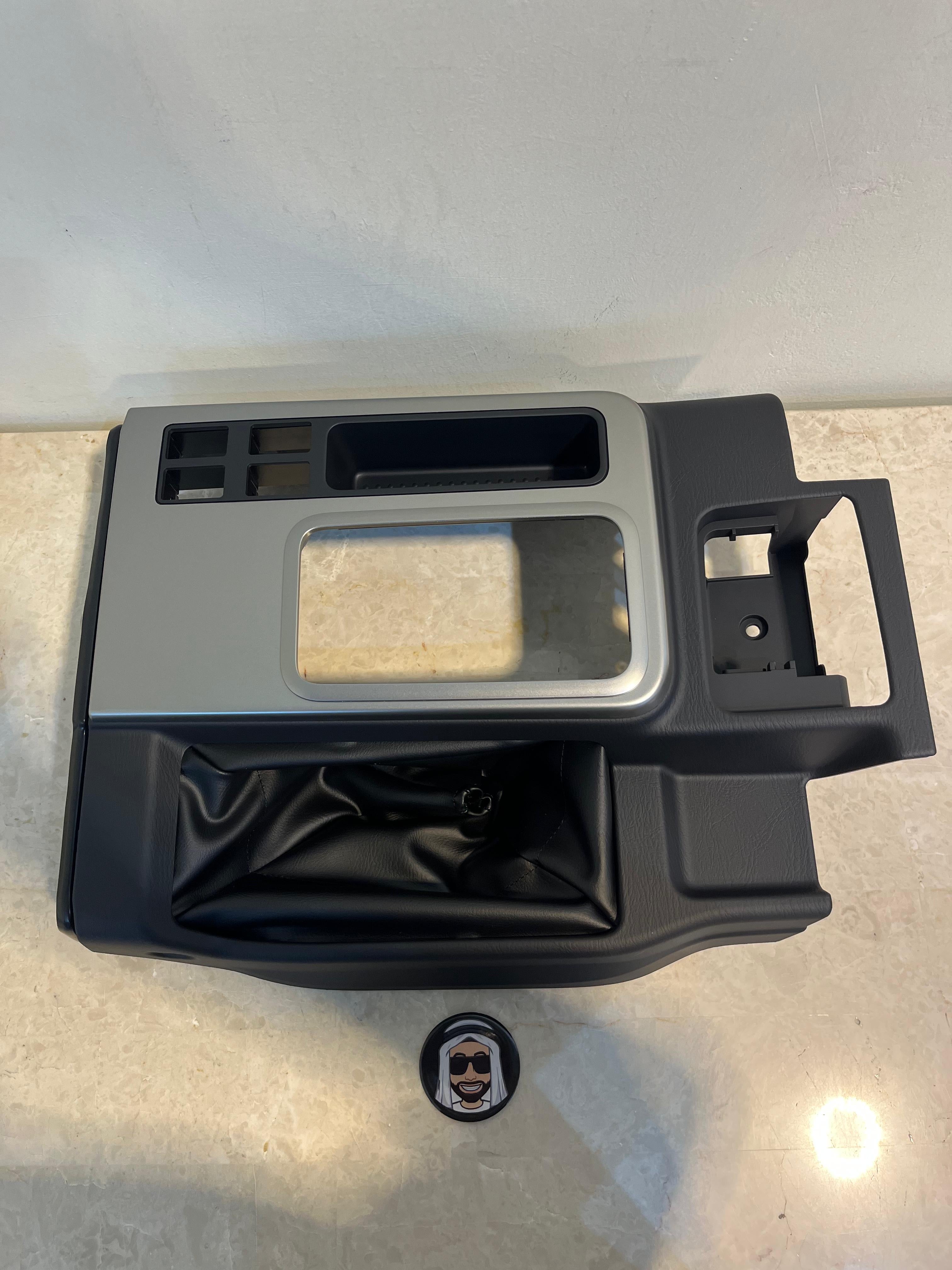 GL Automatic Gear Trim (Silver, Safari) Nissan Patrol Y61 VTC GU