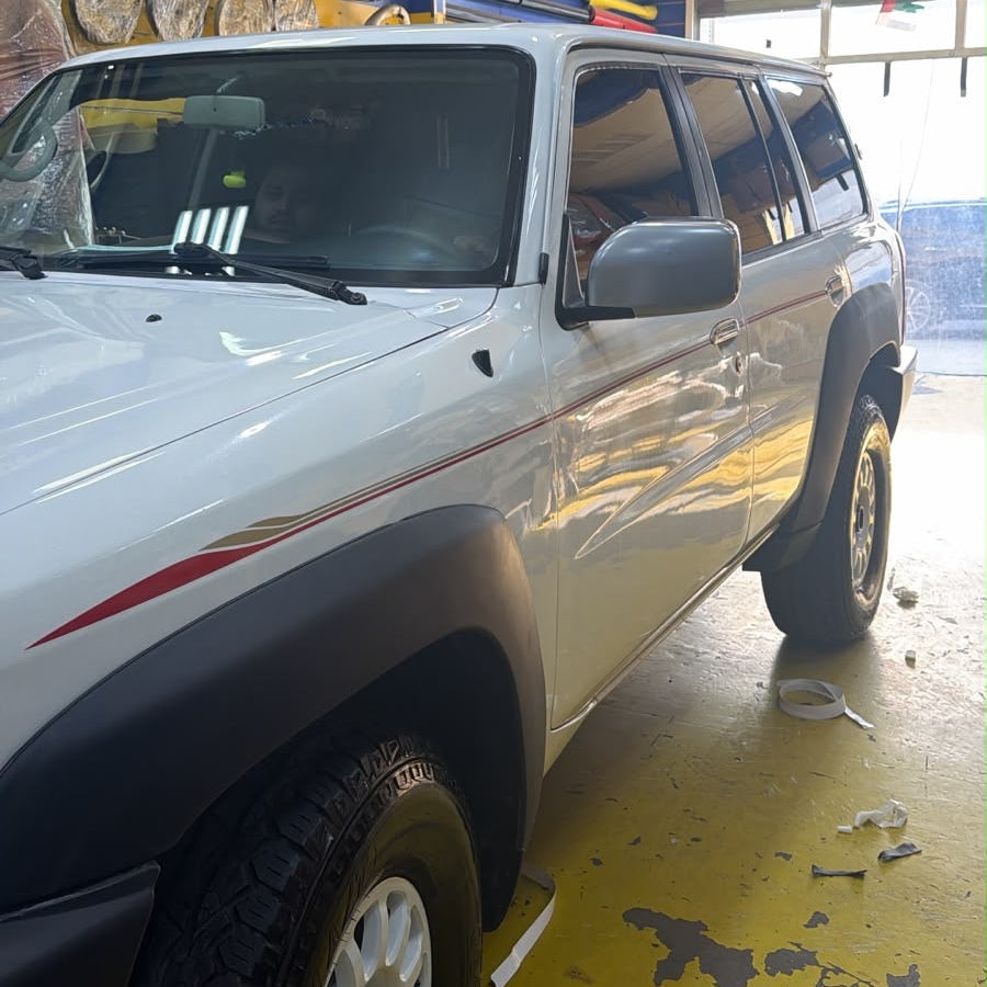 Safari Side Stripe Stickers - Nissan Patrol Y61 4-door VTC GU (Copy One)