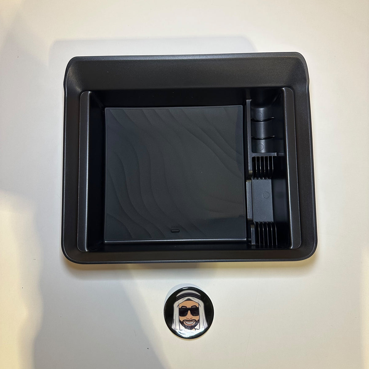 Center Console Tray Nissan Patrol / Armada Y63