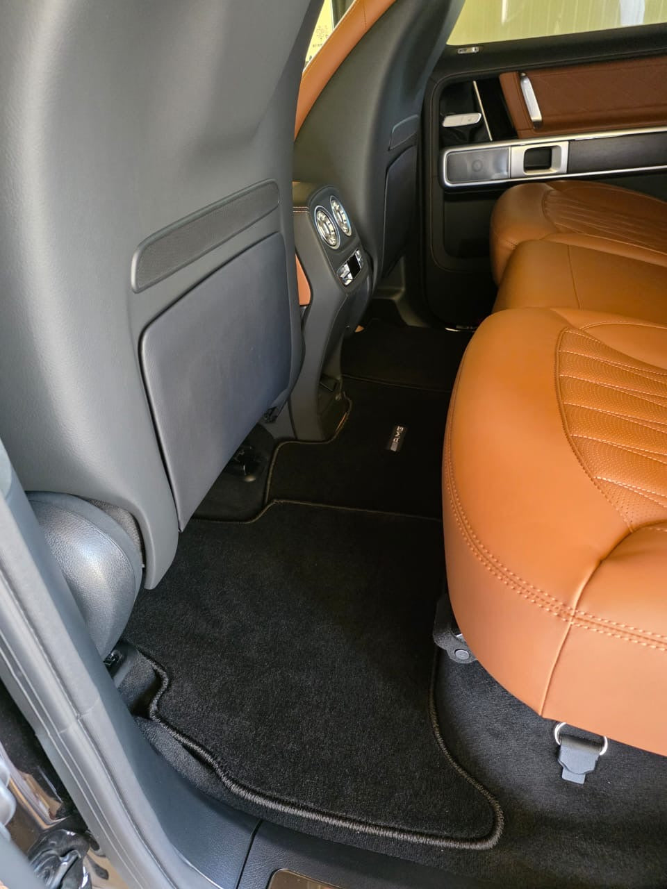 Mercedes G Class 2019-2025 Luxury Black Floor Mats with AMG Logo