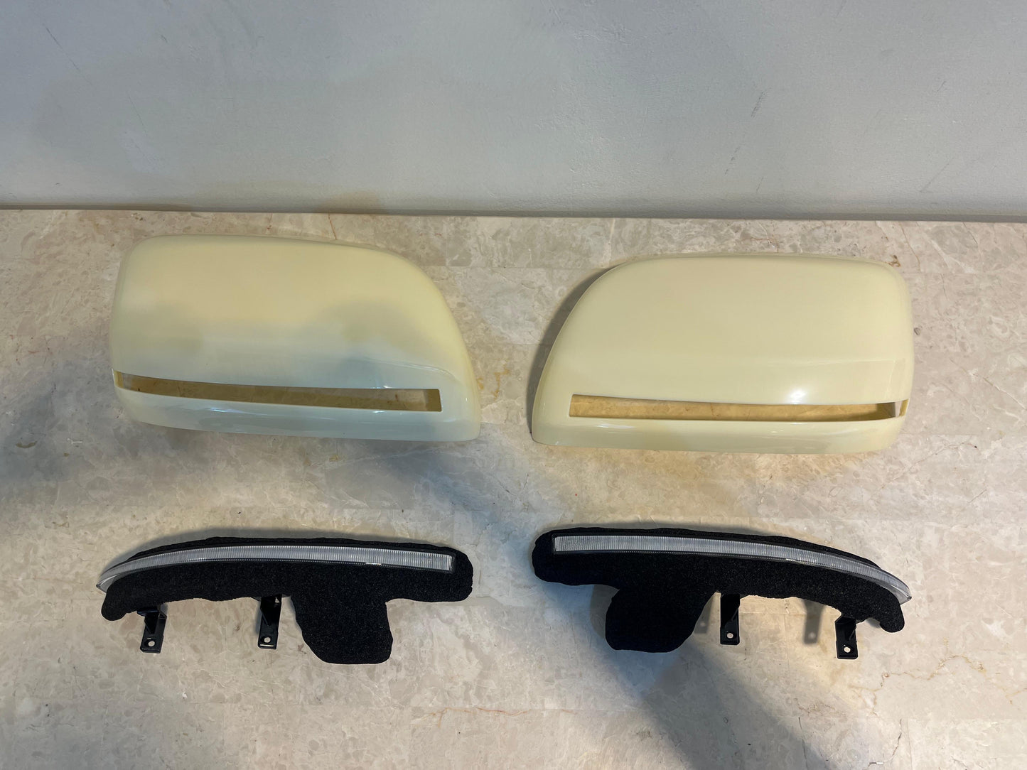 Sequential Side Mirror Covers for Toyota LC200 and Prado