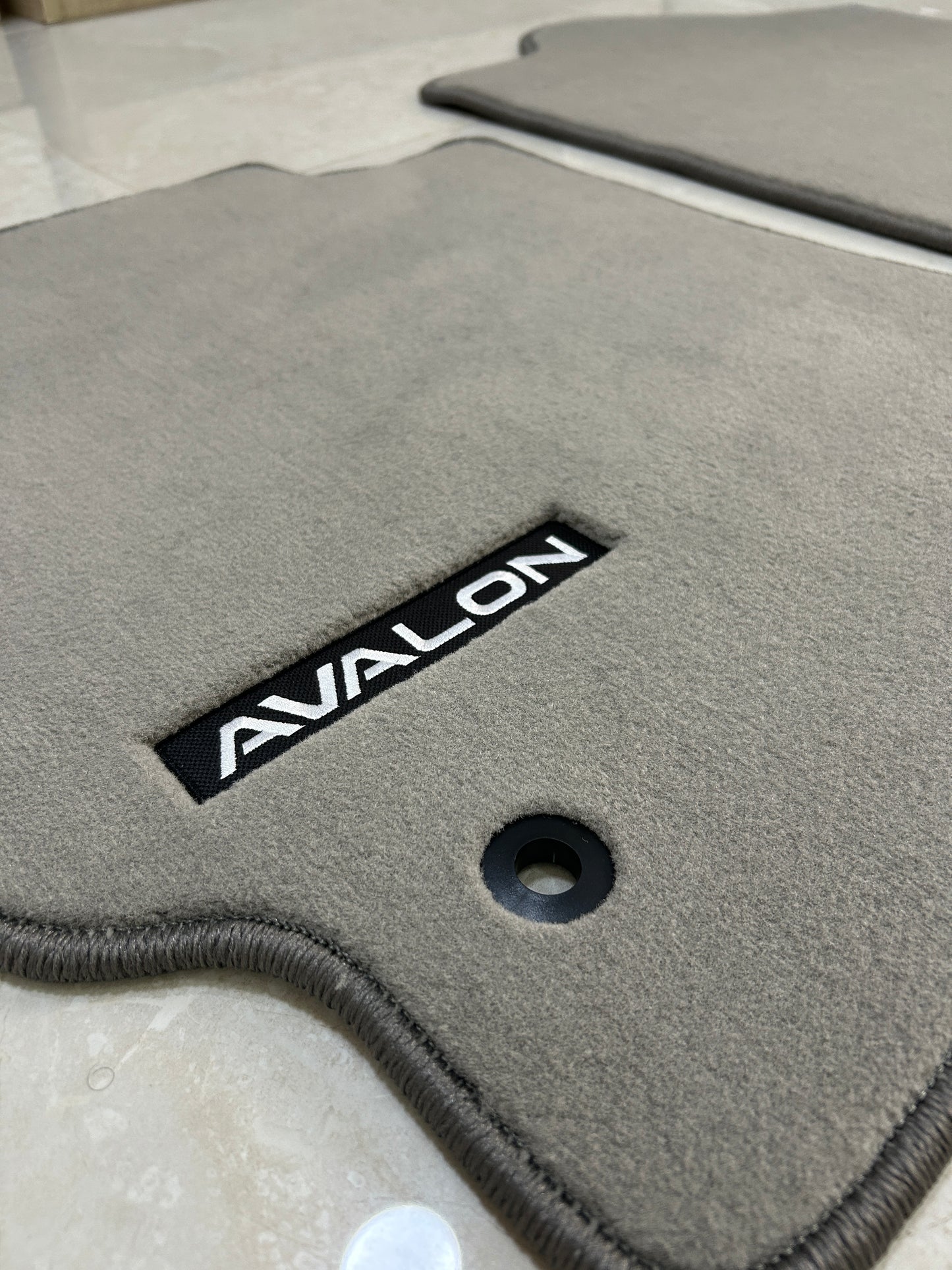 Toyota Avalon 2005-2012 Luxury Grey Floor Mats with Logo