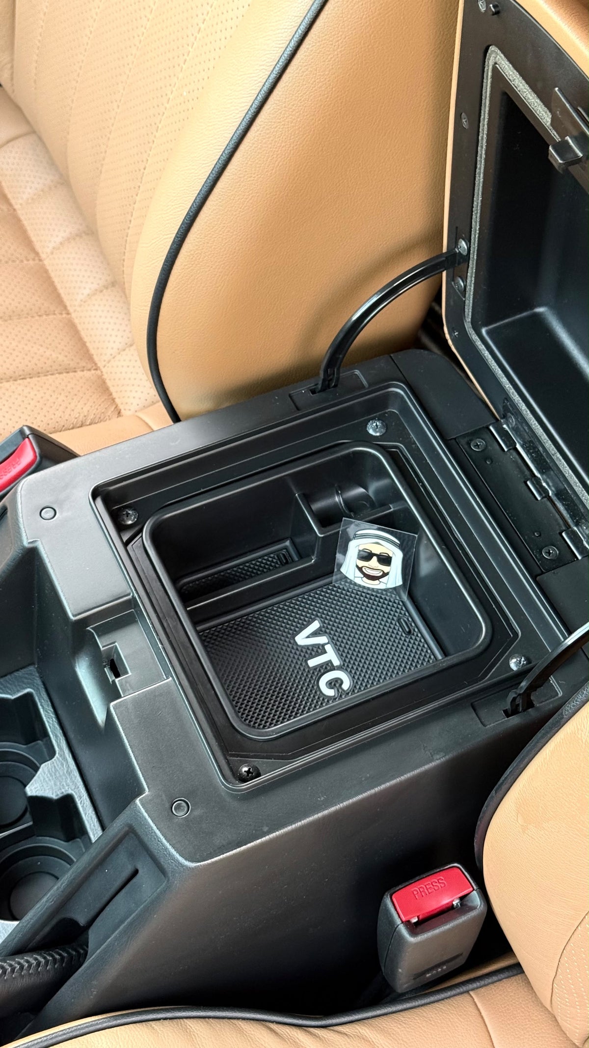 Center Console Tray Nissan Patrol Y61 VTC