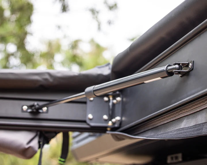 Ironman 4x4 Deltawing Ensuite XT - Pivot Right