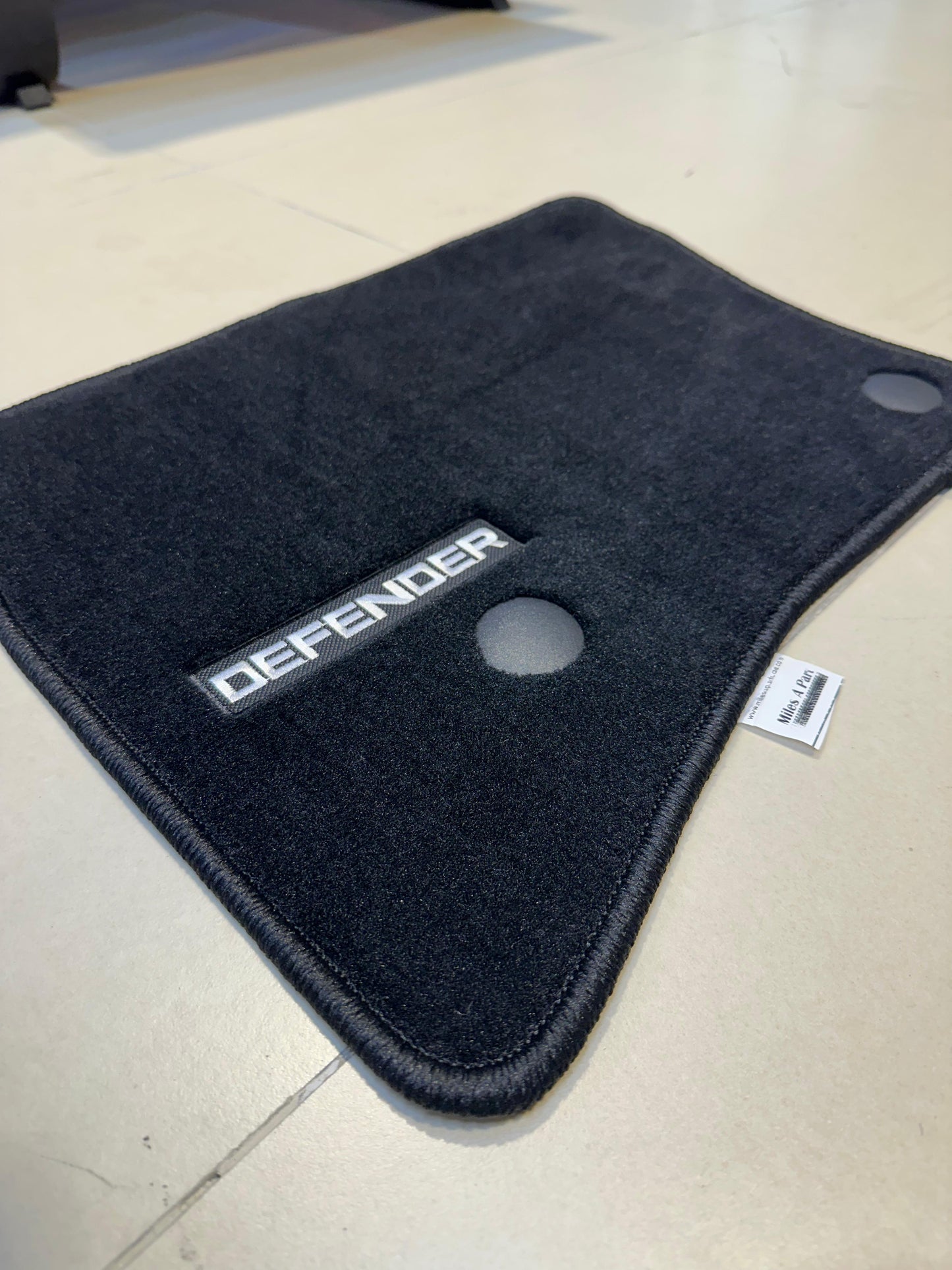 Defender 110 130 Luxury Black Floor Mats with English Logo