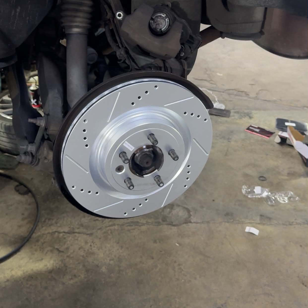 Rear 350mm Drilled Slotted Brake Disc Rotors PowerStop Evolution EBR1496XPR