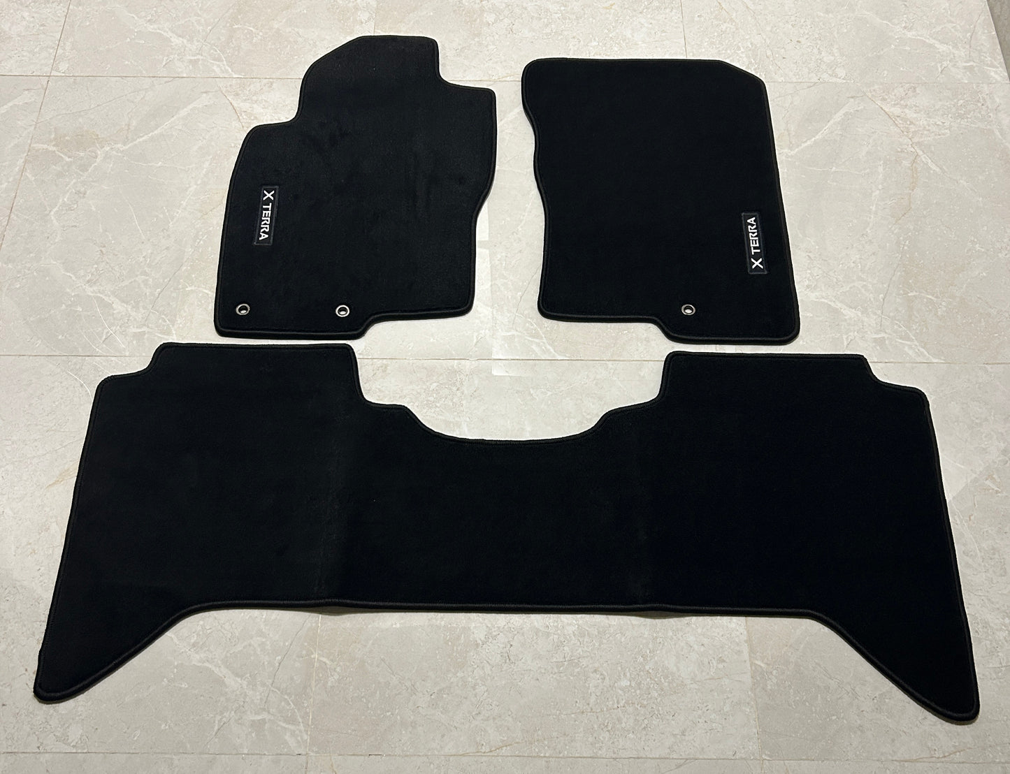 Nissan Xterra Black Luxury Floor Mats with Logo