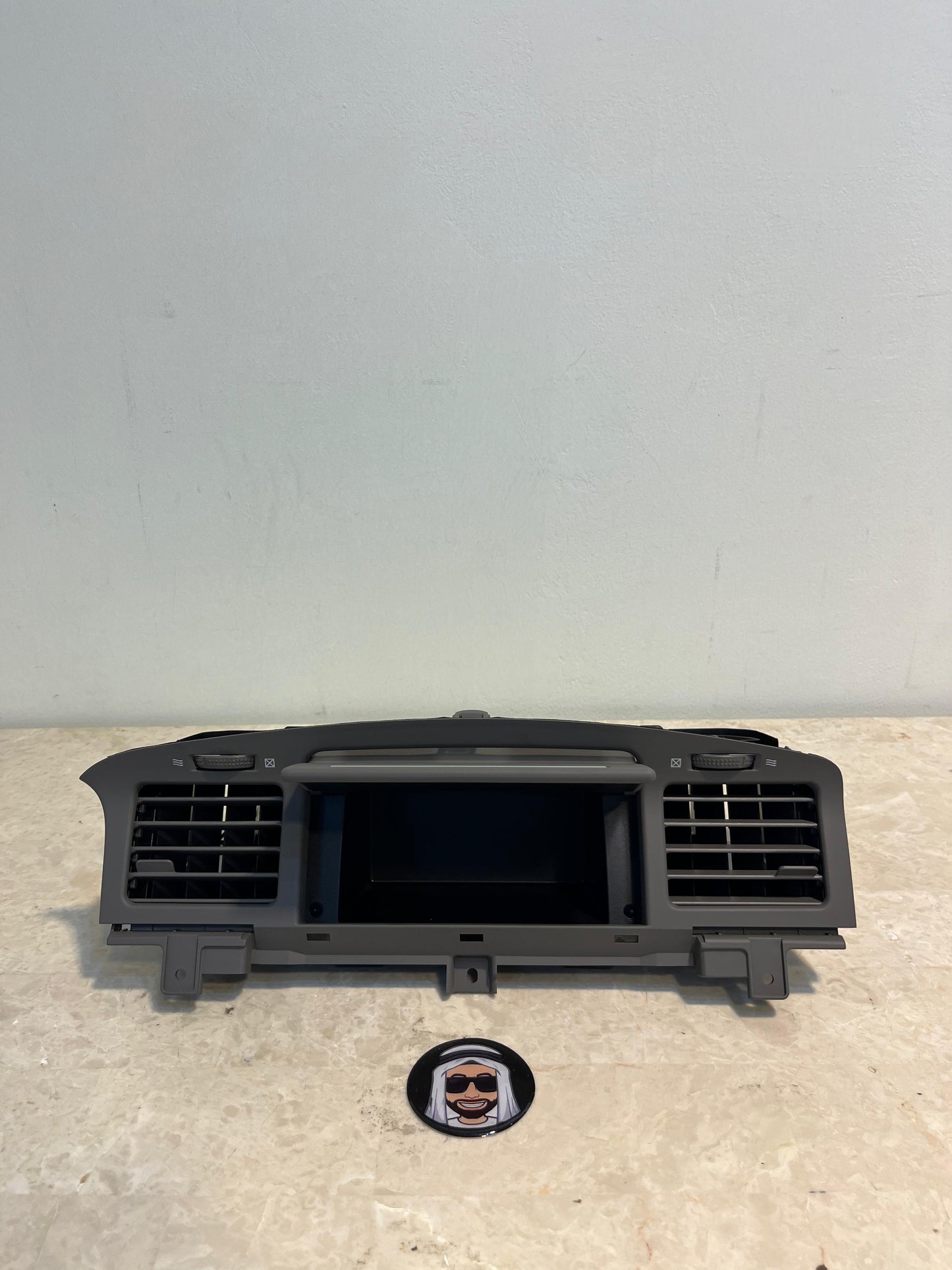 Front Console Brown with AC Grill Vents - Nissan Patrol Y61 VTC GU
