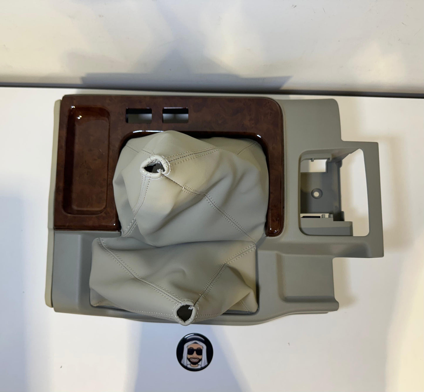 Manual Gear Trim - Shiny Brown Wood - Nissan Patrol Y61 VTC