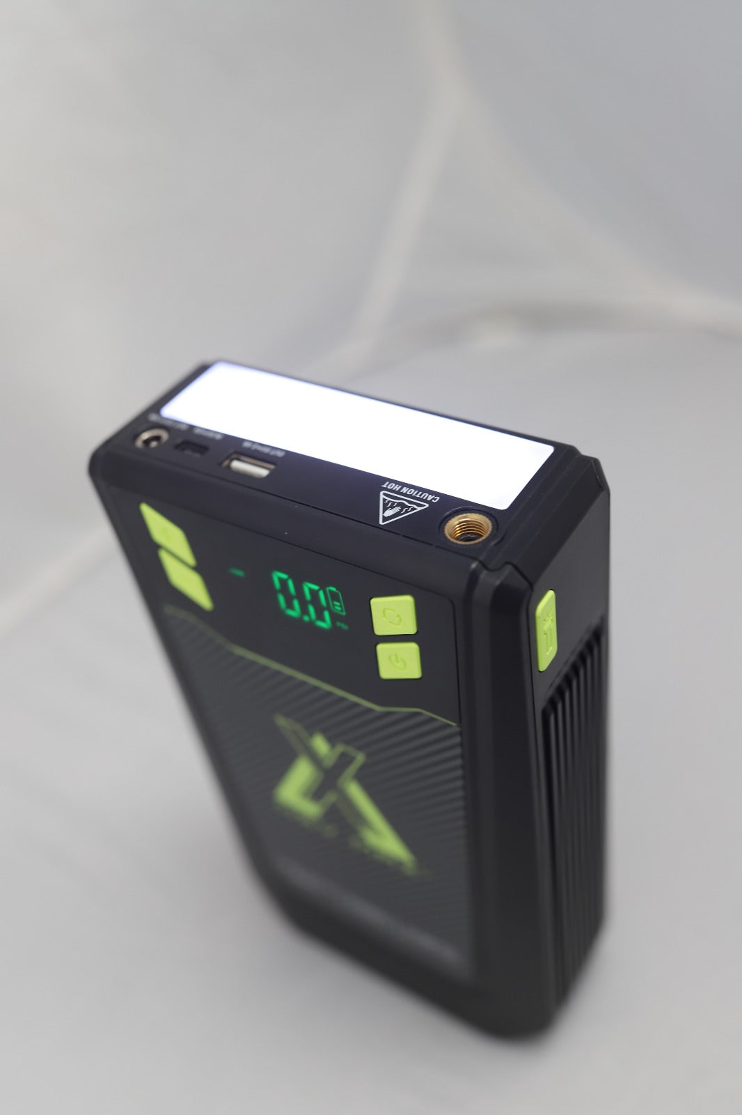 NSV MAX AMP N AIR - POWER PACK - Emergency Jump Starter, Tyre Inflator, Torch Light, Power Bank