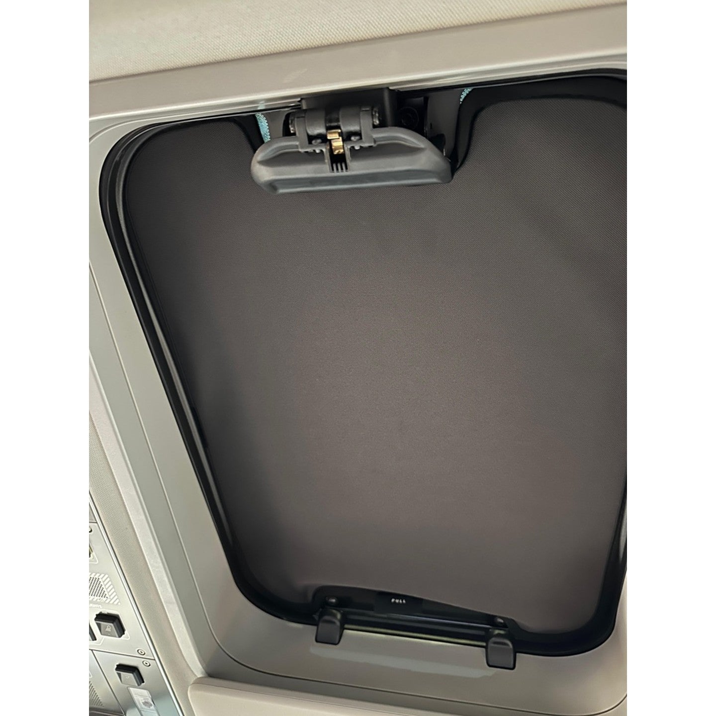 Laser Roof Shades - INEOS Grenadier with Safari Windows