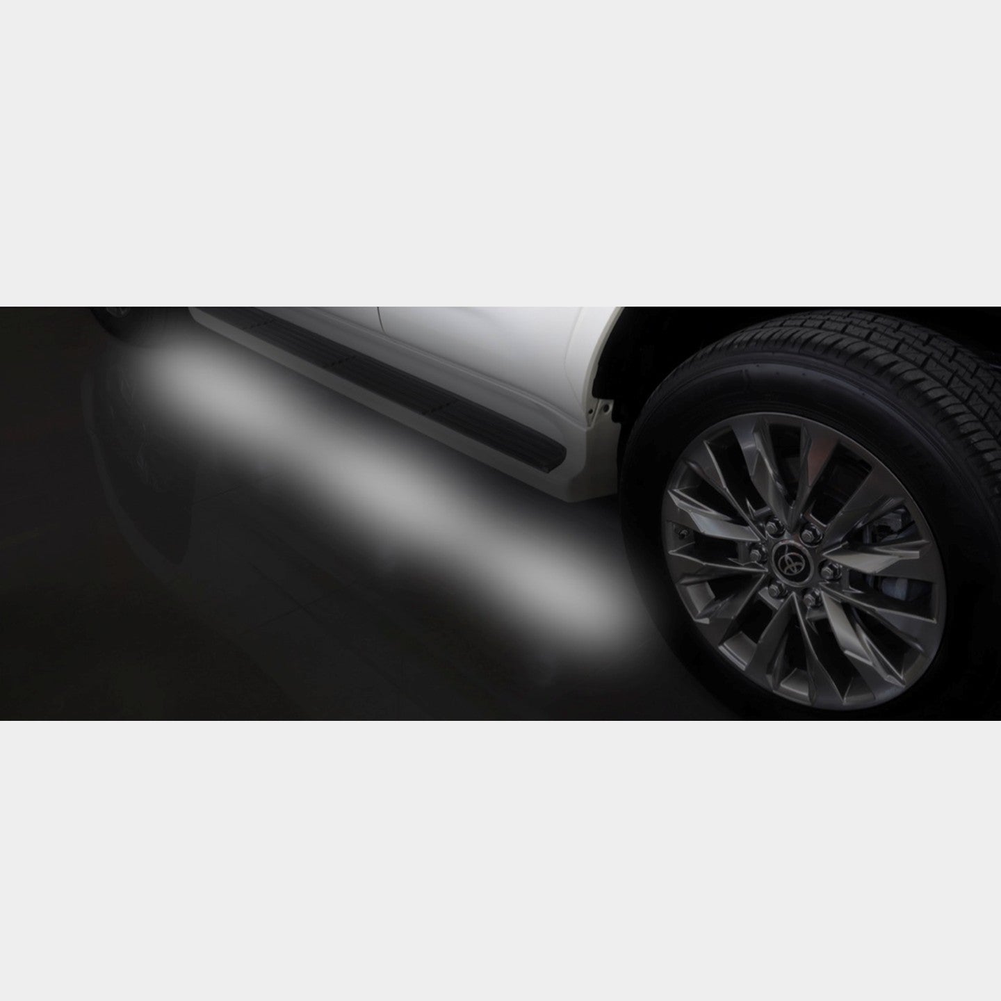 Toyota Land Cruiser LC200 LED Underbody Light Kit - Pure White (6-Pod System)