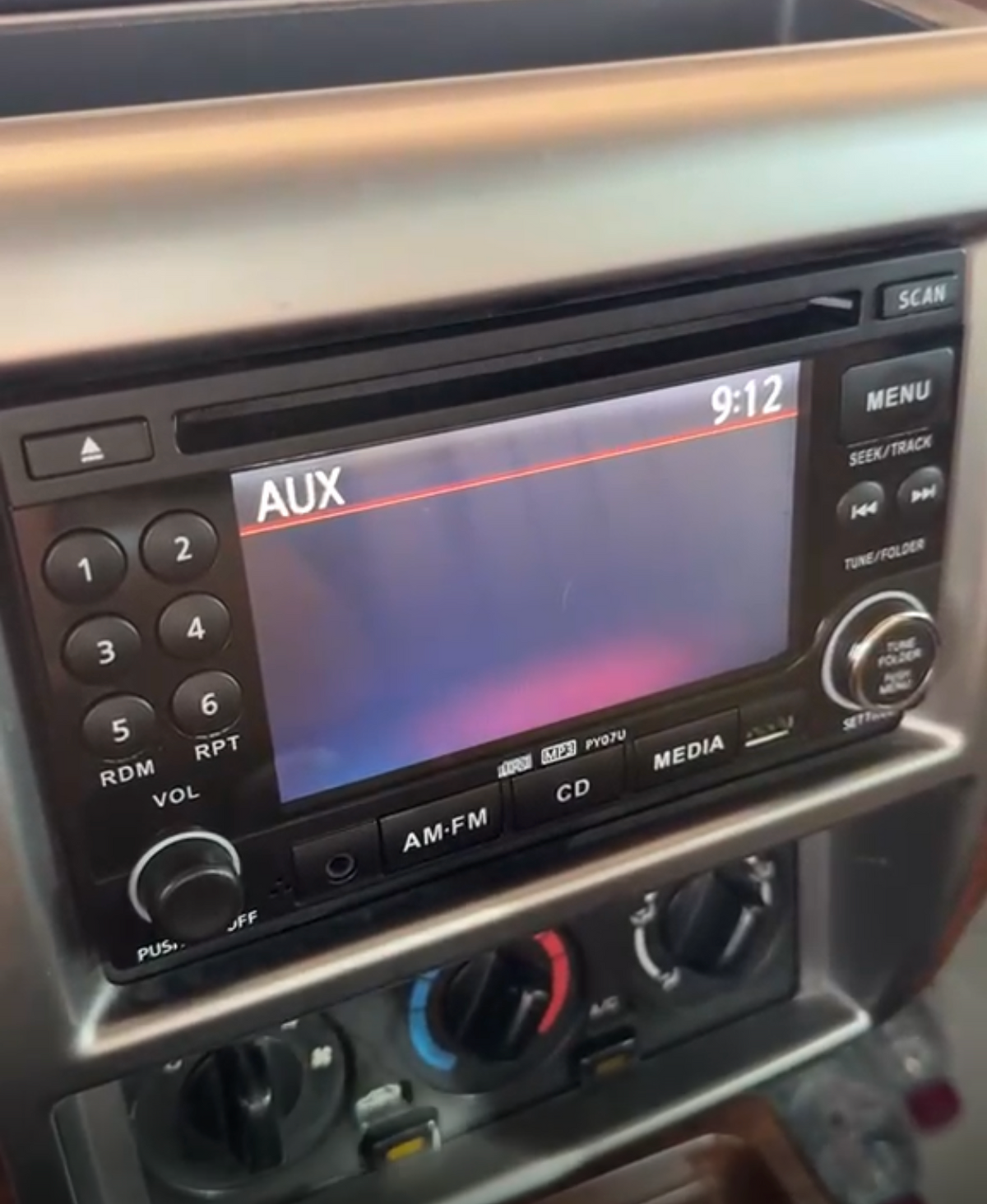 Safari Front Screen with AUX Bluetooth Nissan Patrol Y61 VTC GU